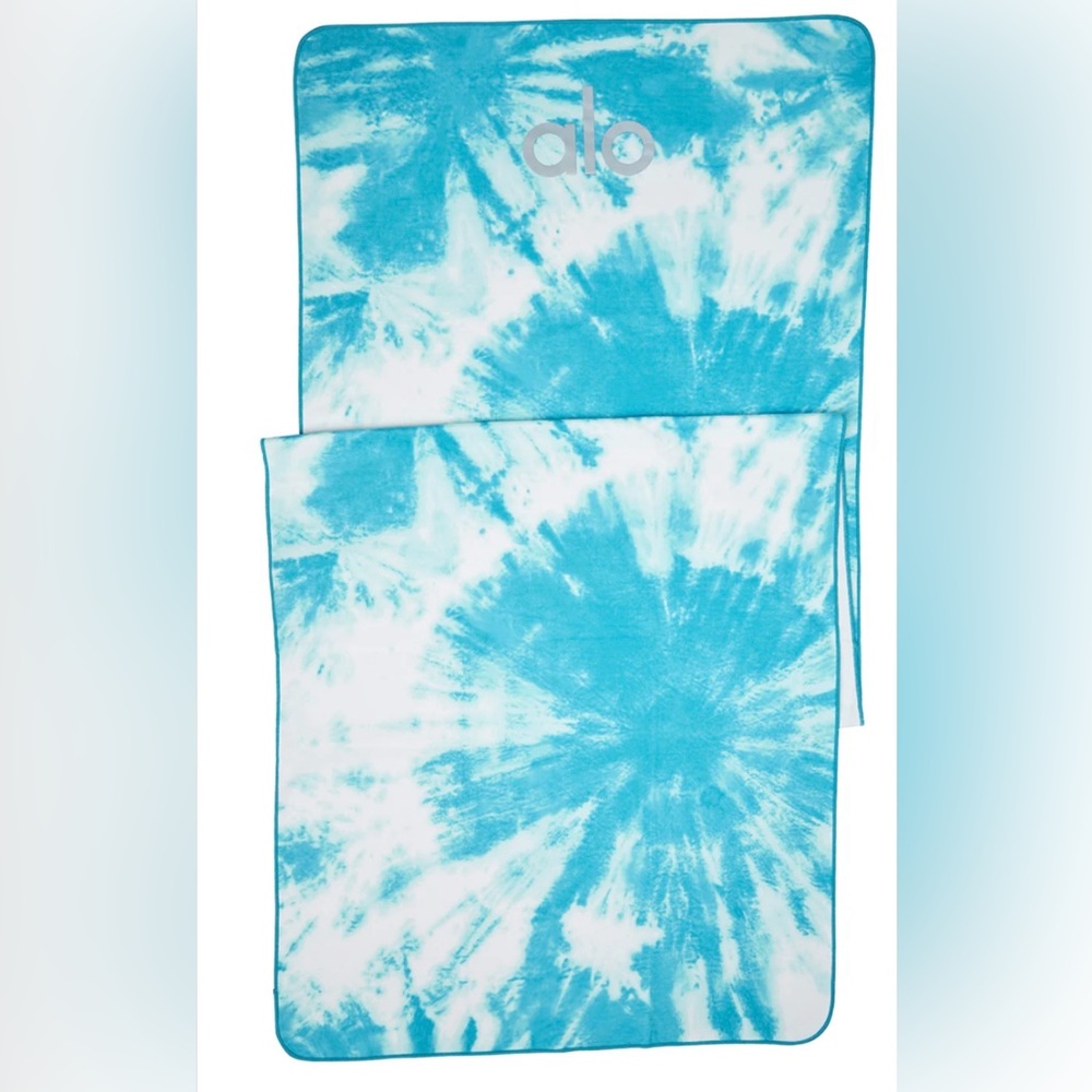 ALO Yoga Grounded Tie-Dye No Slip Mat Towel Bright Aqua 188 x 66 Cm NEW